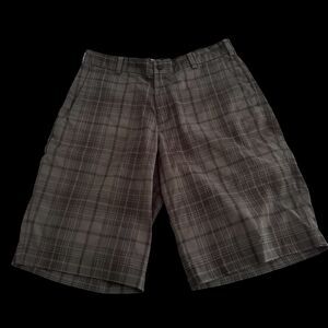 Nike Golf Tour Performance Dri-Fit Shorts Men's Size 32 Black Dark Gray Plaid